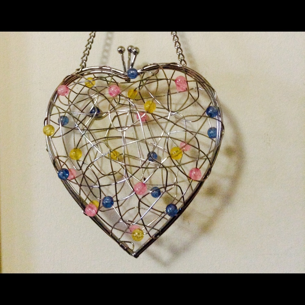 HANGING HEART WITH BEADS